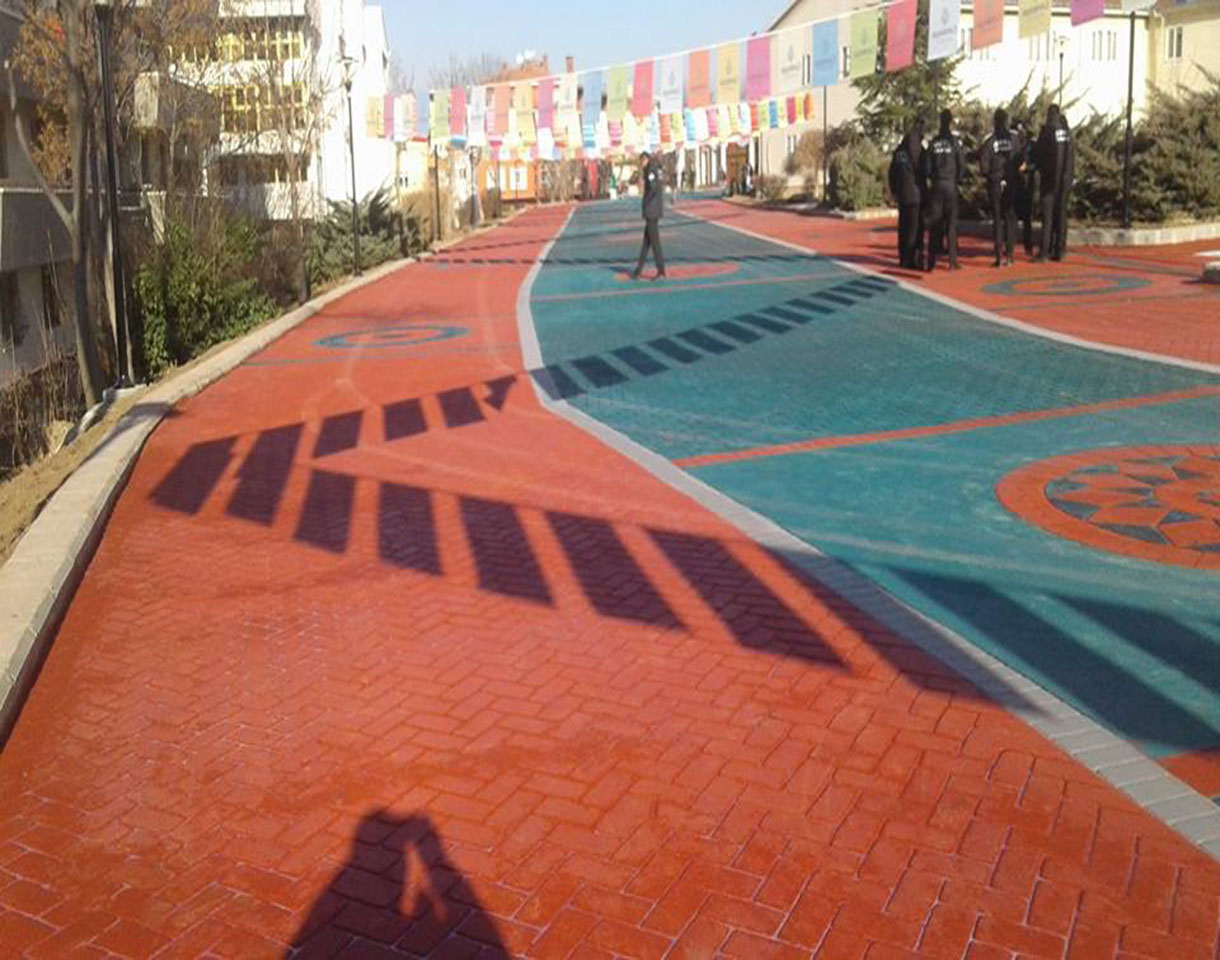 Desenli-Renkli Asfalt Kaplama 020